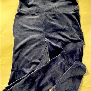 Velvet High-Waisted Leggings in Dark Blue